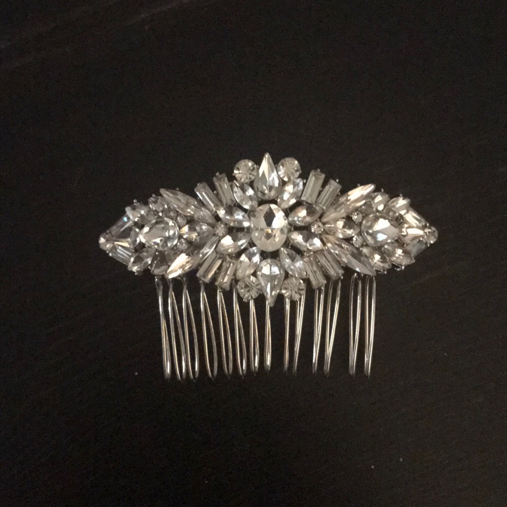 Bridal hair comb